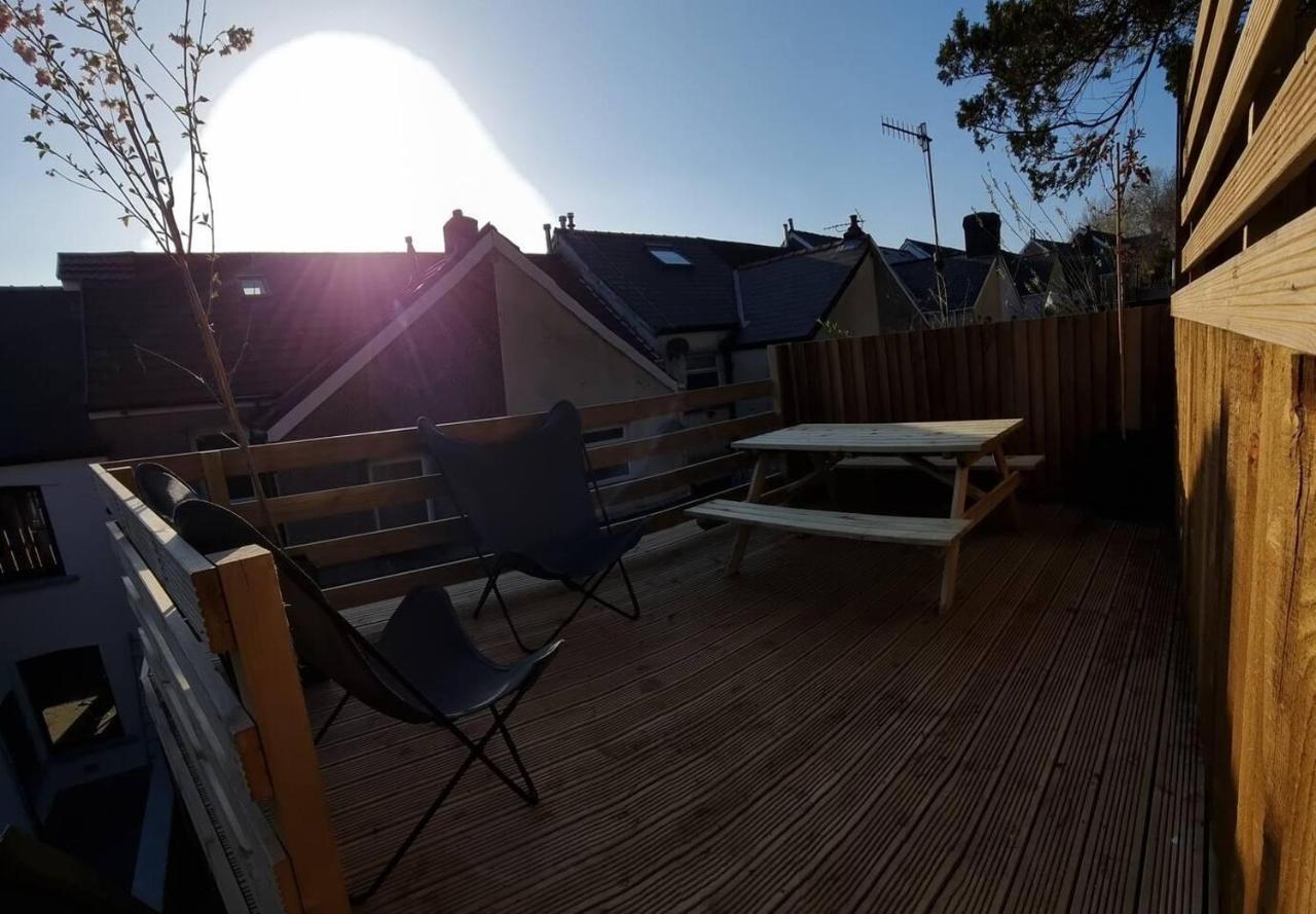 Modern 4-Bedroom Townhouse With Private Garden Abertillery Dış mekan fotoğraf